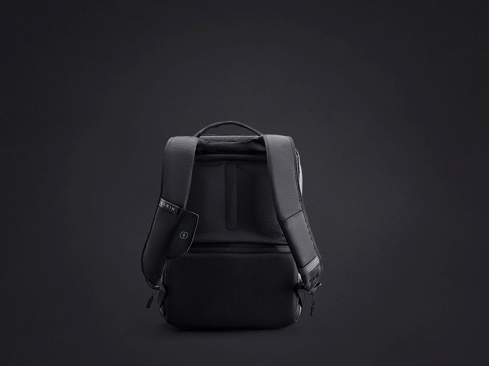Водостойкий антикражный рюкзак Clickpack для ноутбука 15.6", черный