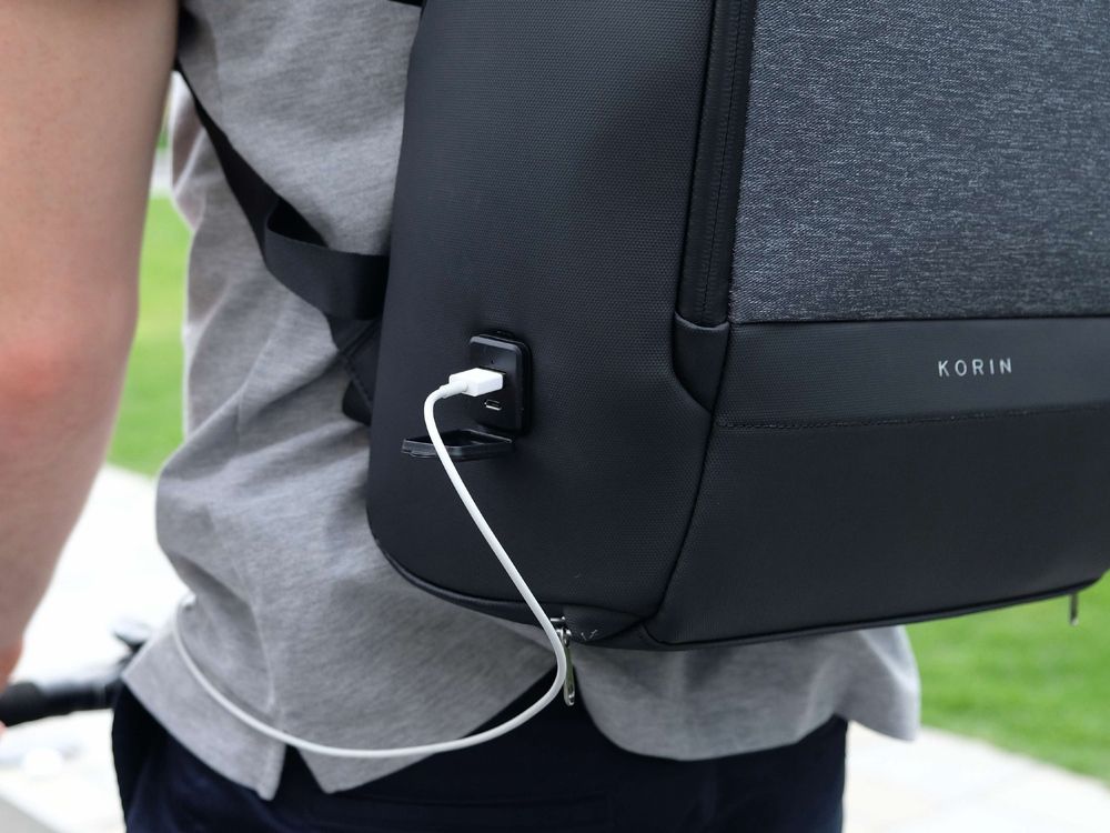 Антикражный рюкзак FlexPackPro для ноутбука 15.6", серый/черный